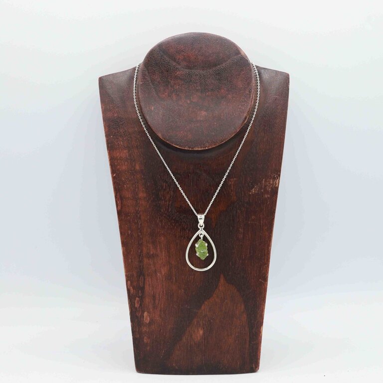 Peridot Pendant - Ficus