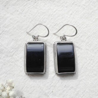Boucles d'oreilles Onyx - Lys Boucles d'oreilles Onyx - Lys
