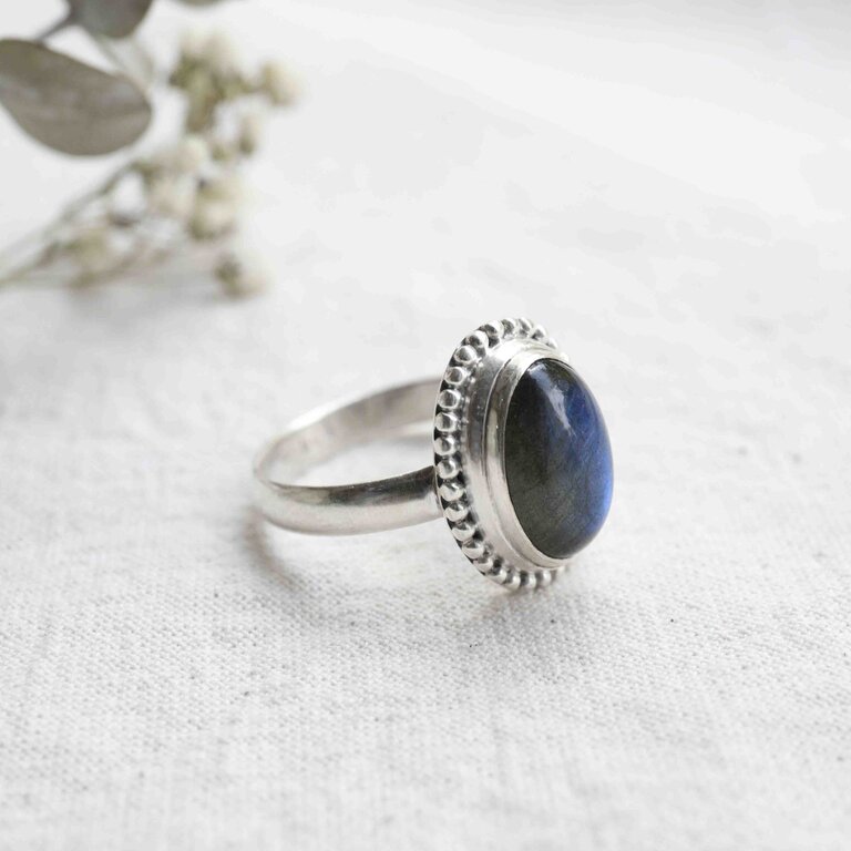 Labradorite Ring - Dahlia