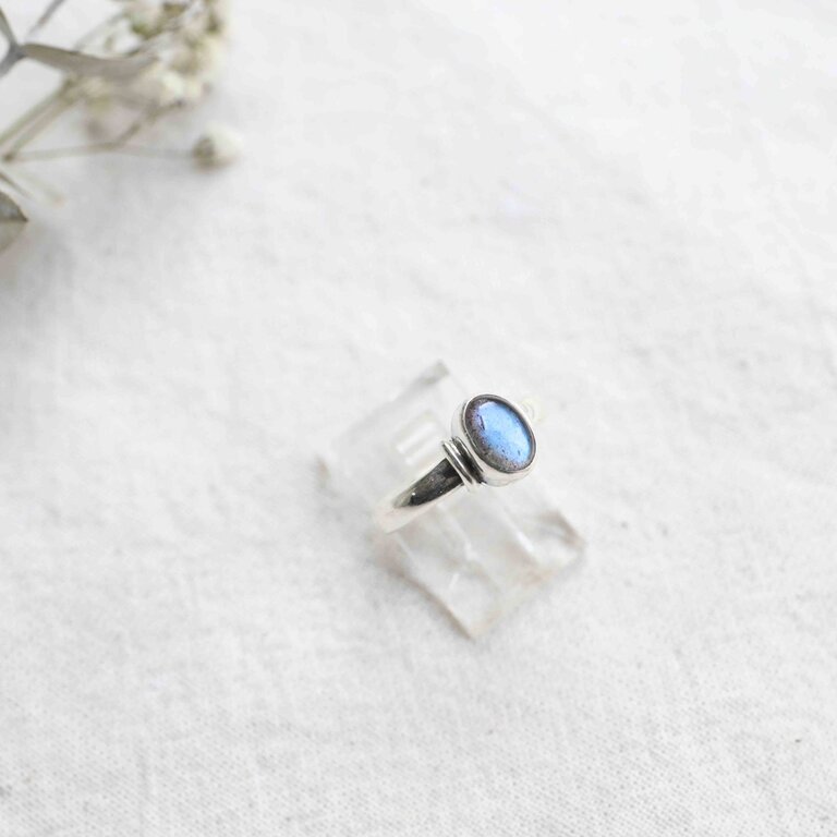 Labradorite Ring - Myosotis