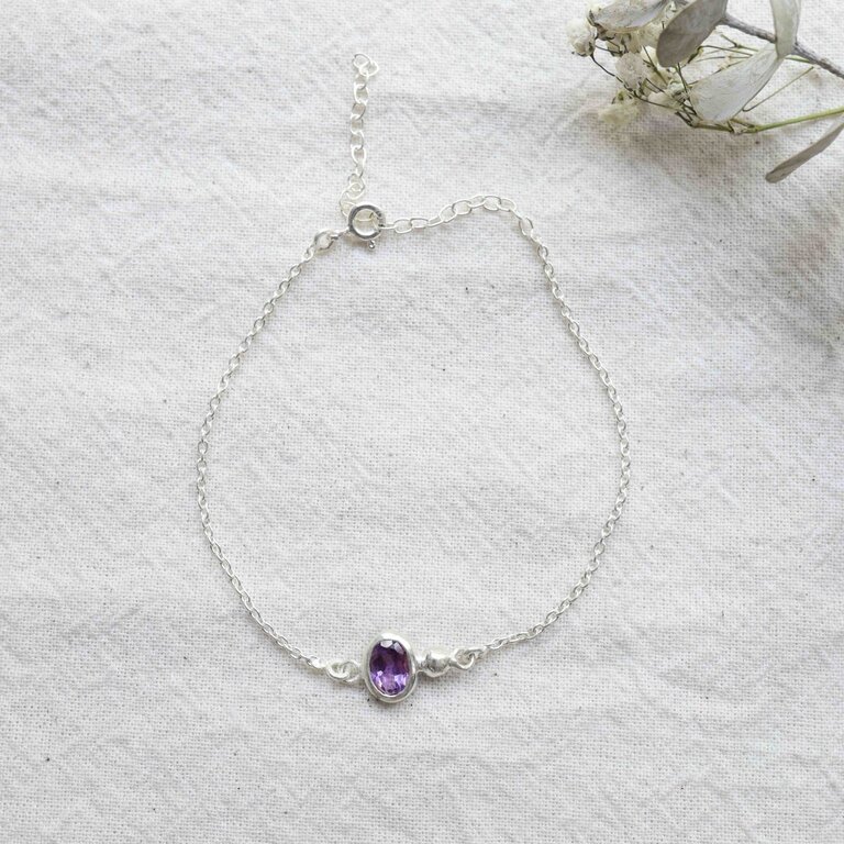 Amethyst Bracelet - Élégance