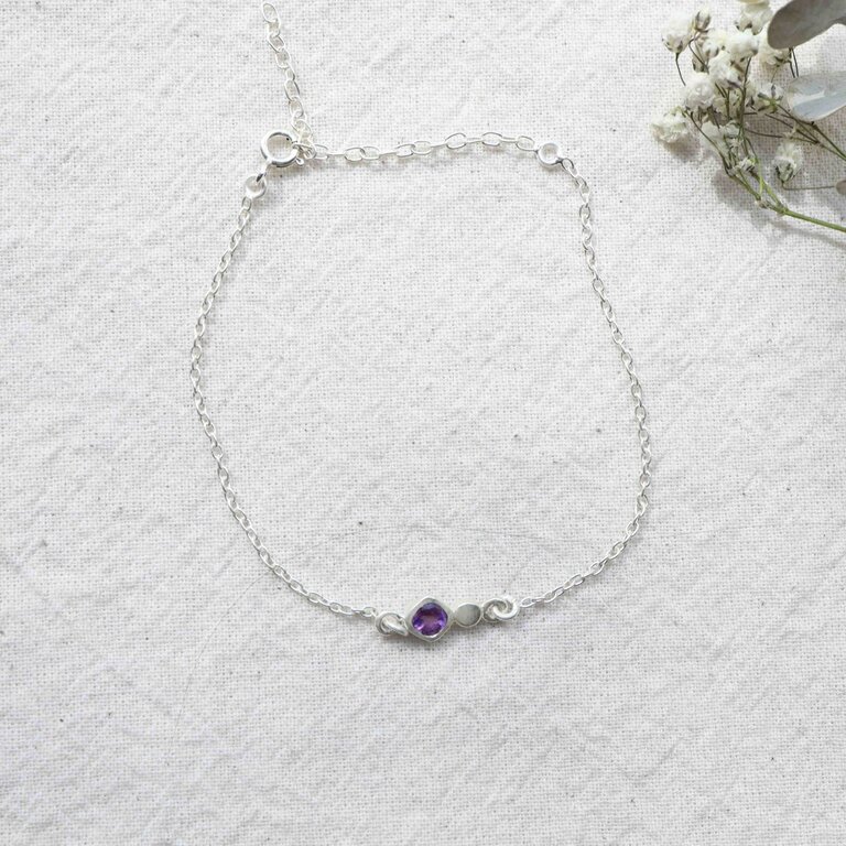 Amethyst Bracelet - Élégance