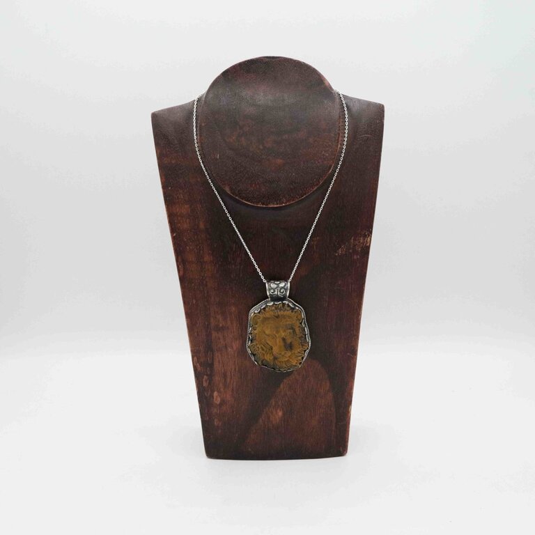 Pendentif Oeil de tigre - Lion