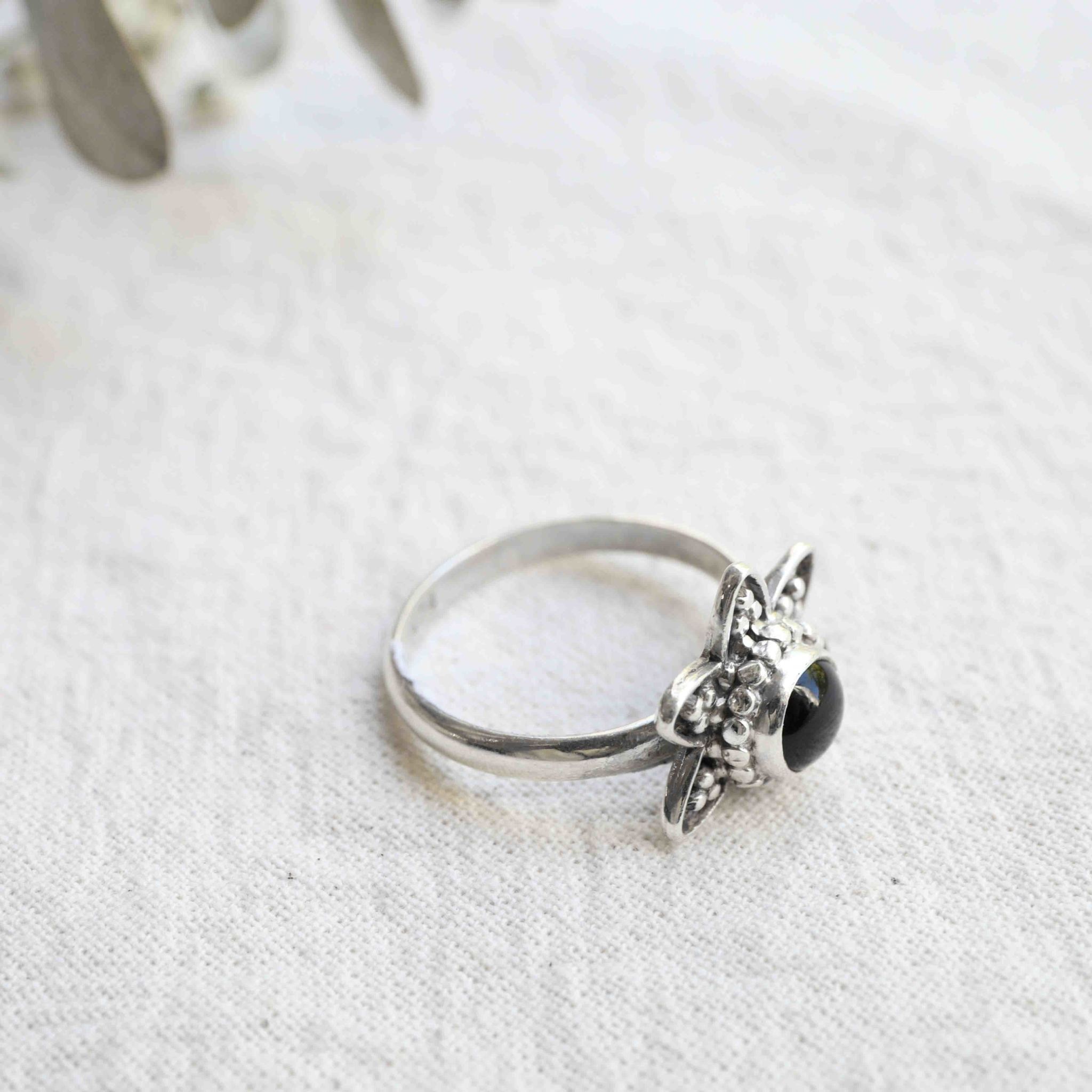 Onyx Ring - Lotus
