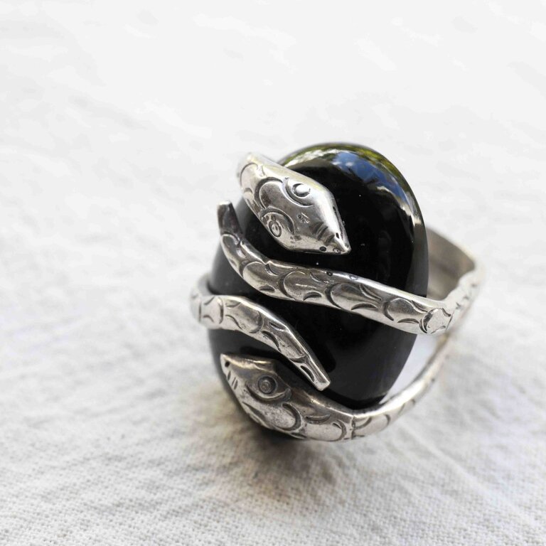 Onyx Ring - Serpent