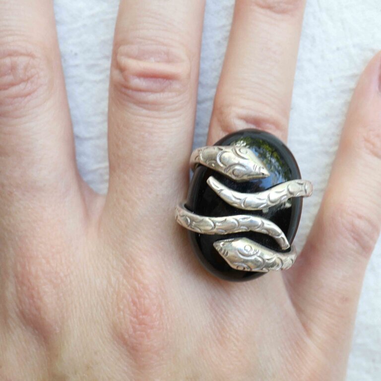 Onyx Ring - Serpent