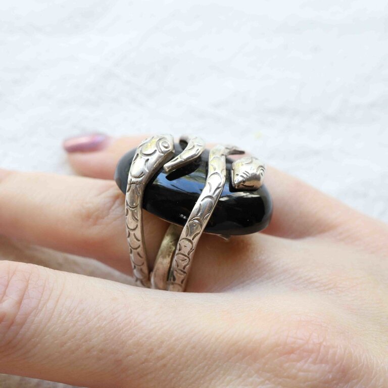 Onyx Ring - Serpent