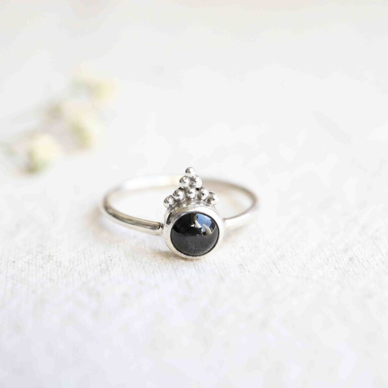 Black Star Diopside - Daisy
