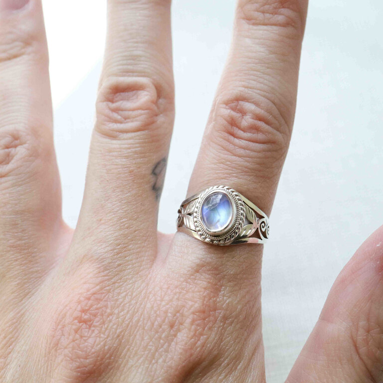 Rainbow moonstone ring - Balsa