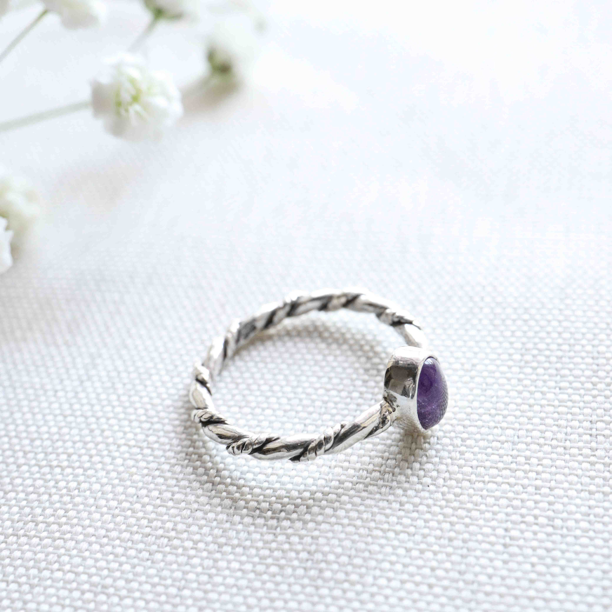 Amethyst Ring - Torsade