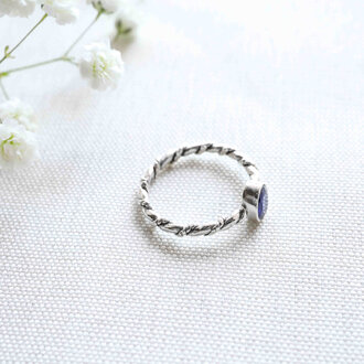 Sapphire Ring - Torsade