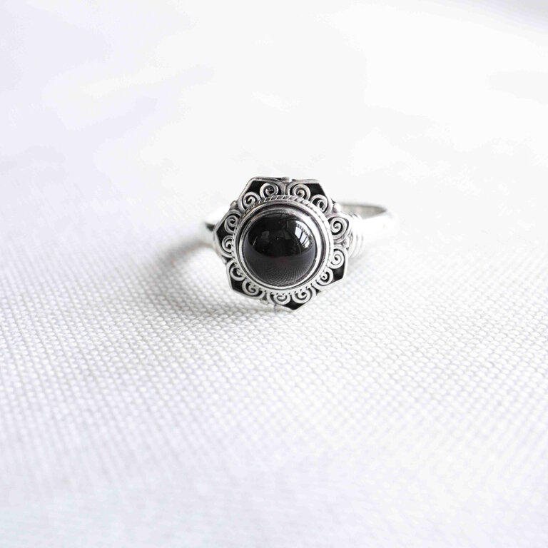 Bague Onyx - Chrysanthème