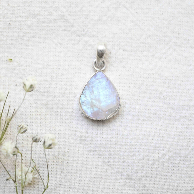 Rainbow Moonstone Pendant - Brut