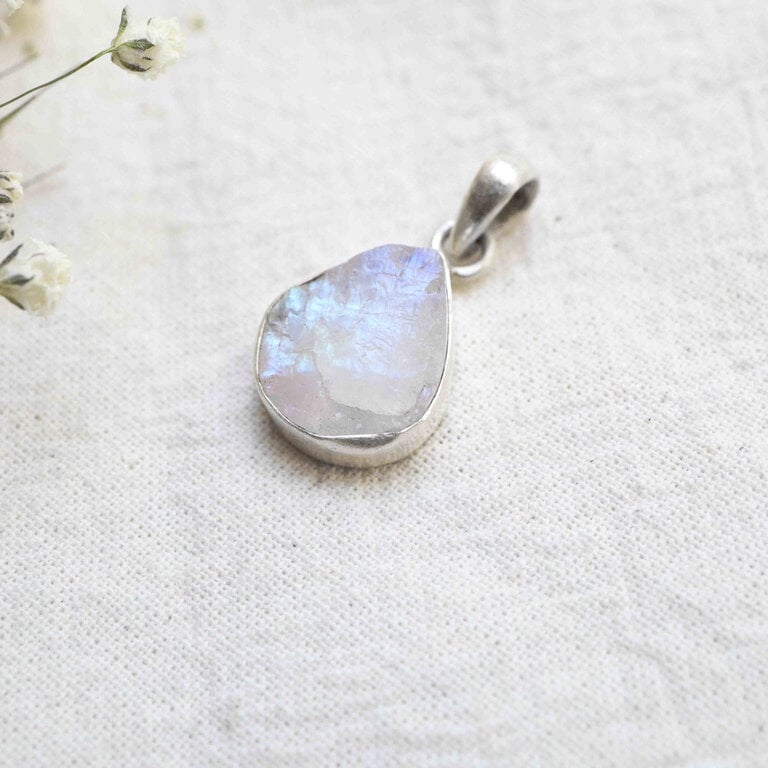 Rainbow Moonstone Pendant - Brut