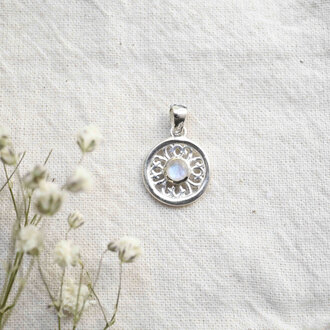 Rainbow moonstone pendant - Zinnia Rainbow moonstone pendant - Zinnia
