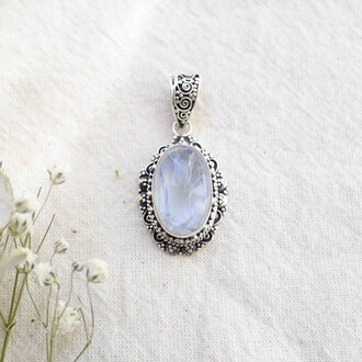 Rainbow Moonstone Pendant - Ajania