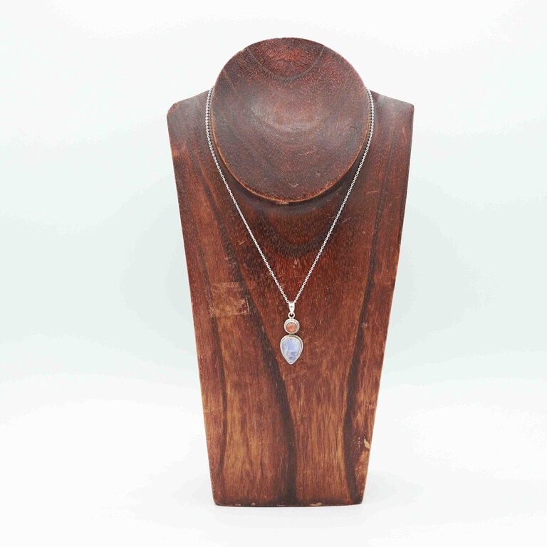 Rainbow Moonstone Pendant - Kida