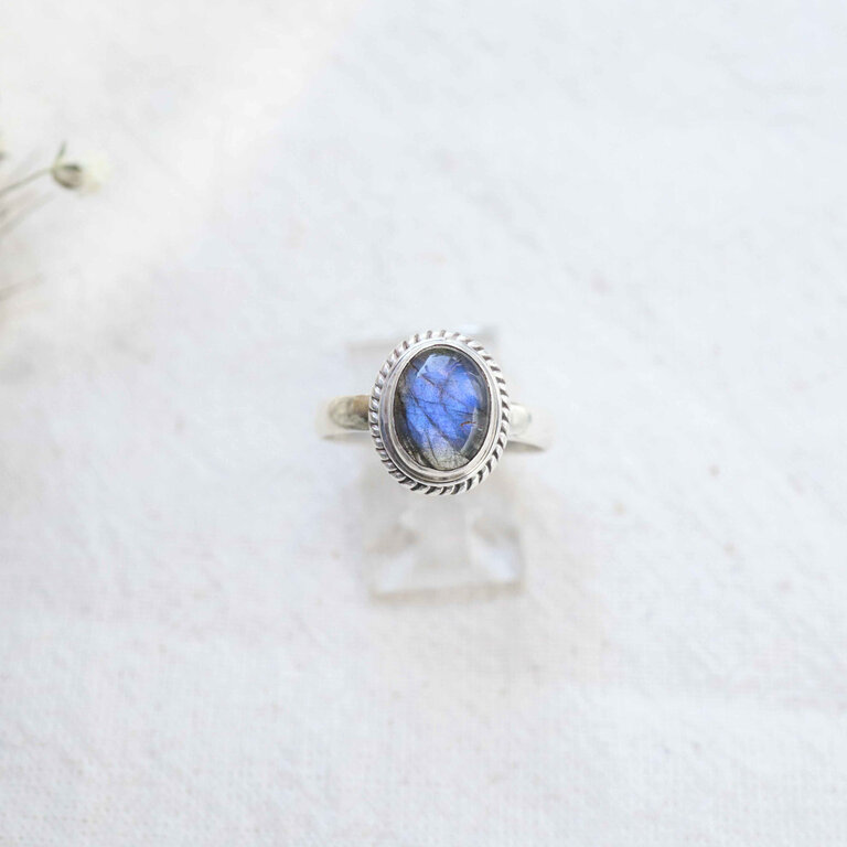 Labradorite Ring - Hortensia