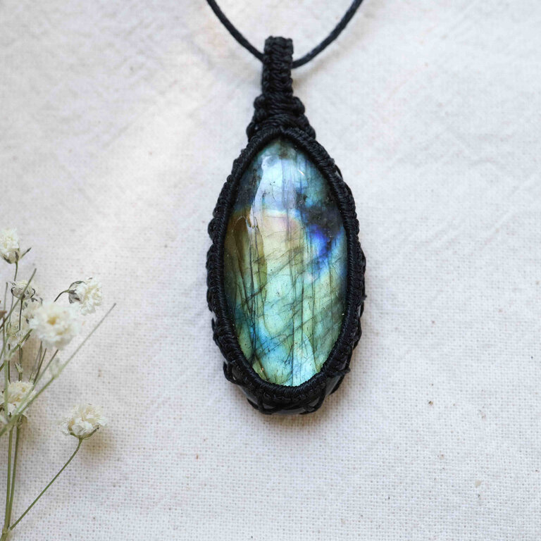 Pendentif Labradorite - Macramé