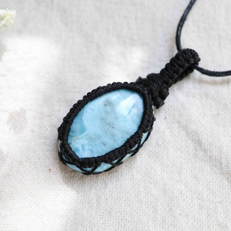 Pendentif Larimar - Macramé