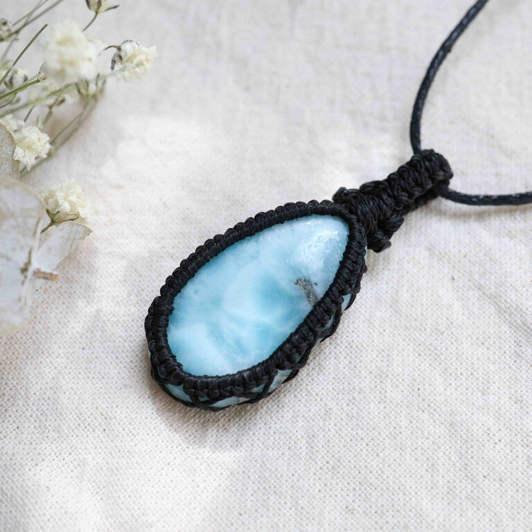 Pendentif Larimar - Macramé