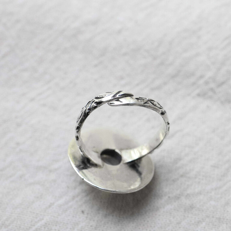 Rainbow moonstone ring - Aura