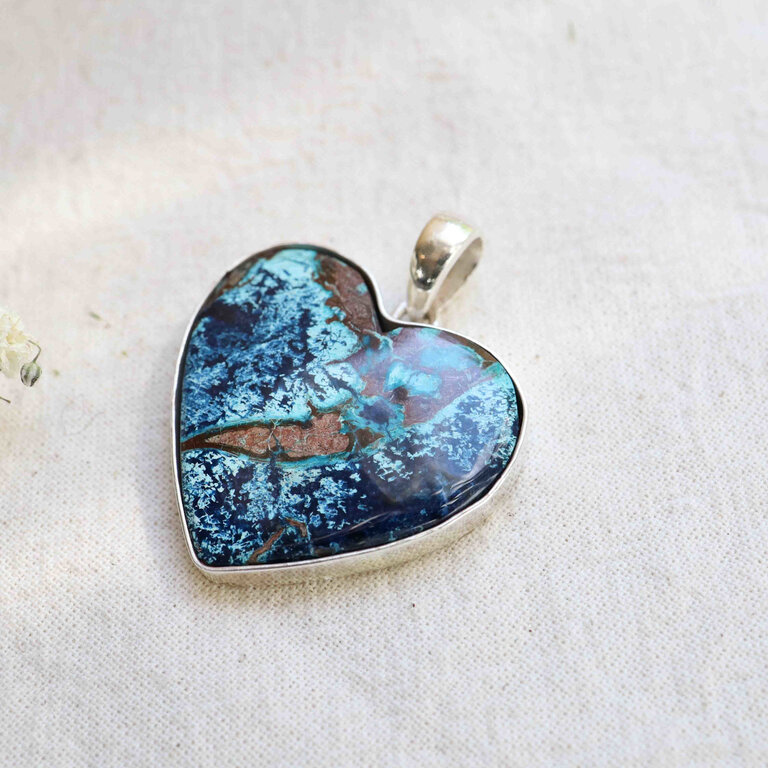 Shattuckite Pendant - Coeur