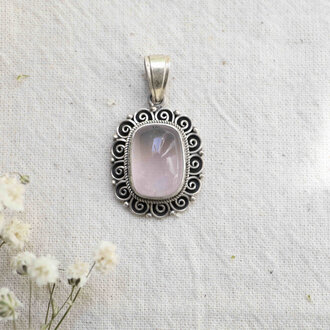 Pendentif Quartz rose - Litha Pendentif Quartz rose - Litha