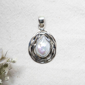 Pearl Pendant - Maelström