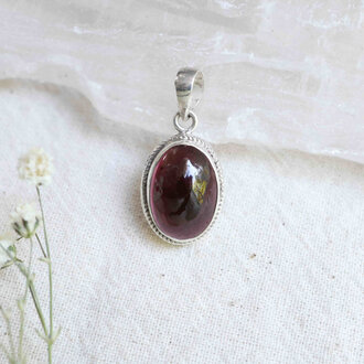 Pendentif Grenat - Ovale Pendentif Grenat - Ovale