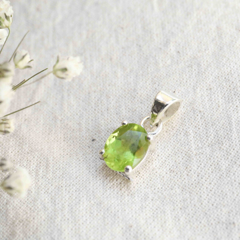 Peridot Pendant - Ovale