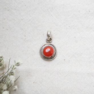 Coral Pendant - Athéna Coral Pendant - Athéna