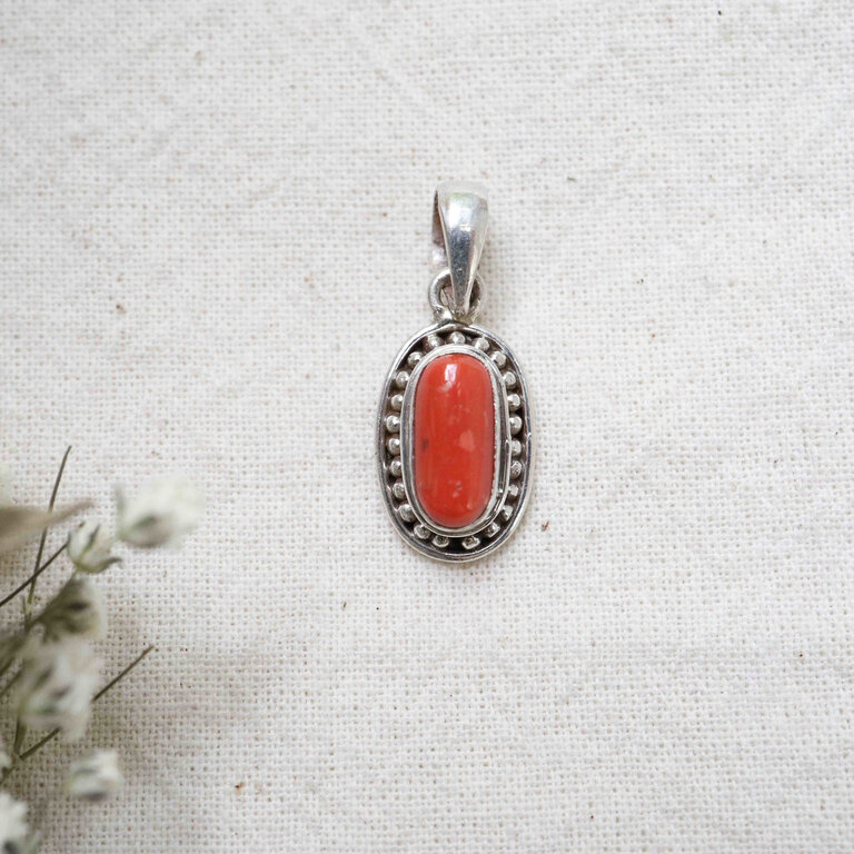 Coral Pendant - Calla