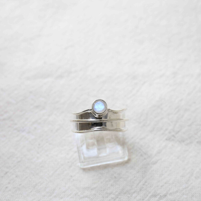 Bague Pierre de lune - Charme