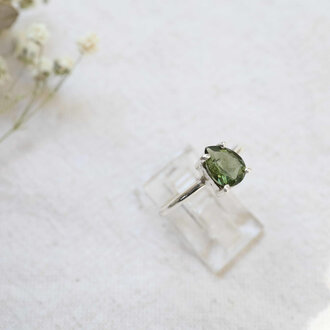 Moldavite Ring - Goutte