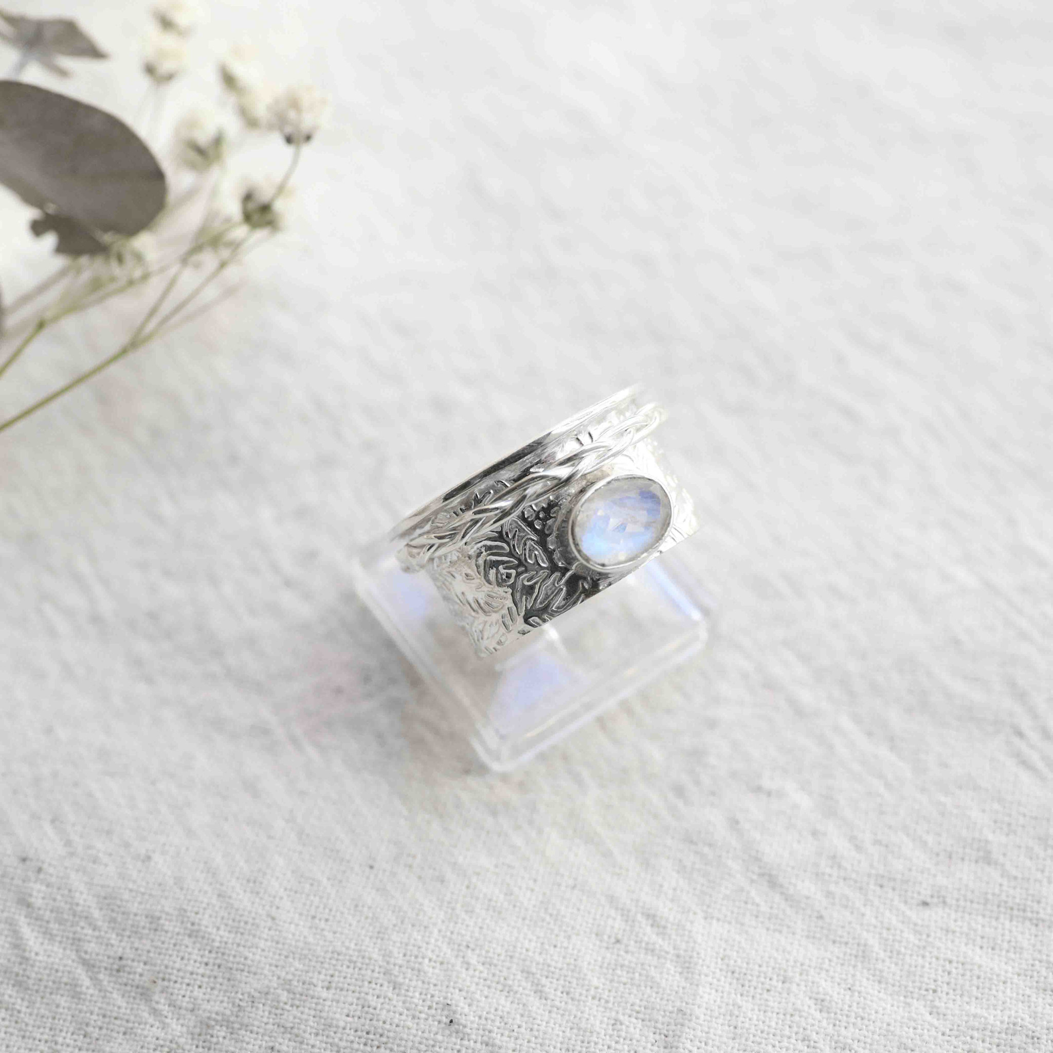 Rainbow moonstone ring - Séquoia