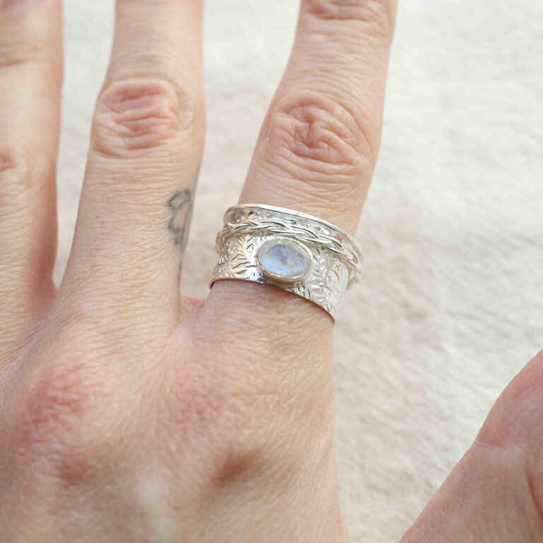 Rainbow moonstone ring - Séquoia