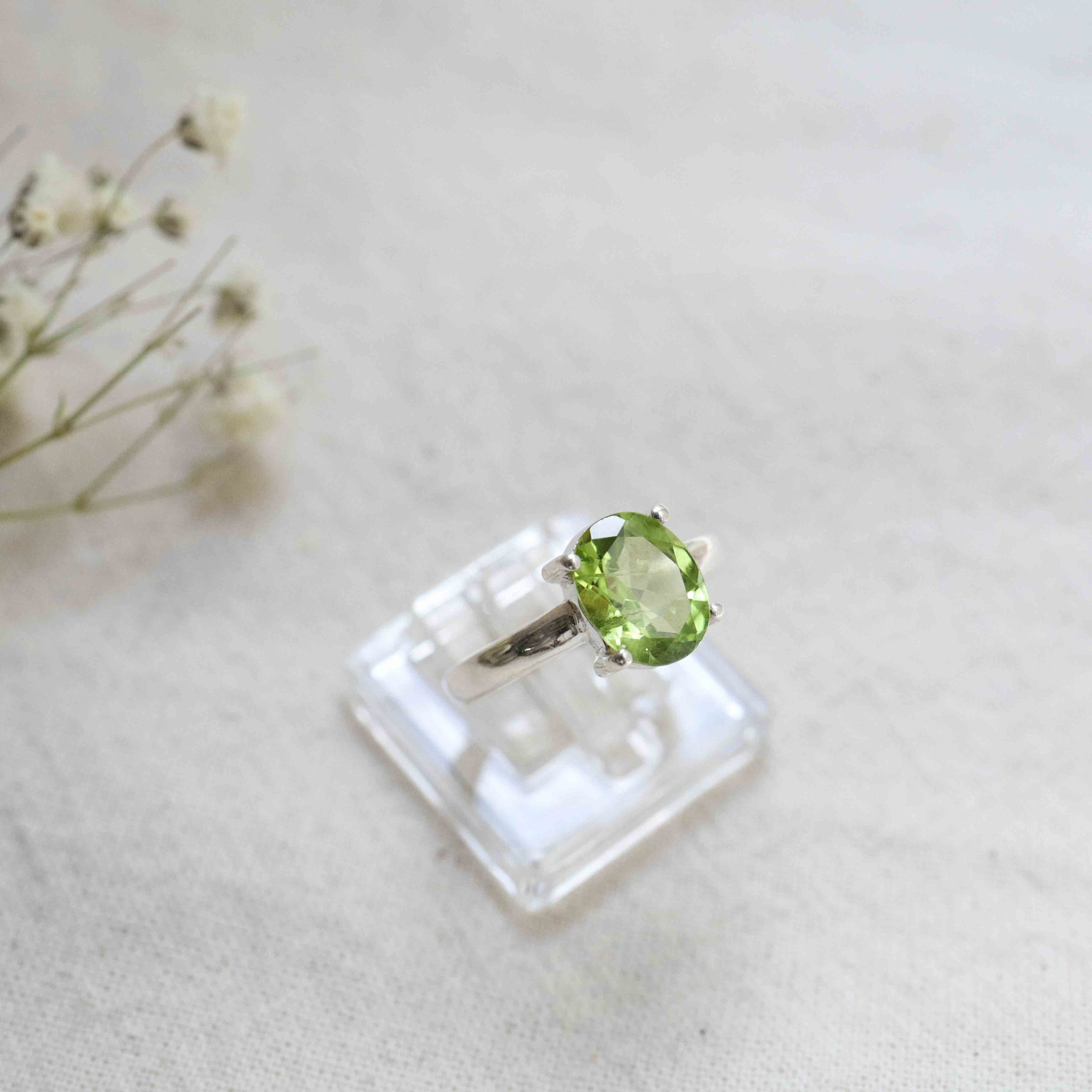 Peridot Ring - Ovale