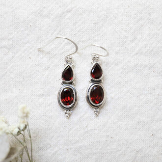Boucles d'oreilles Grenat - Theia Boucles d'oreilles Grenat - Theia