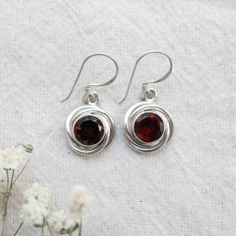 Garnet Earrings - Torsade