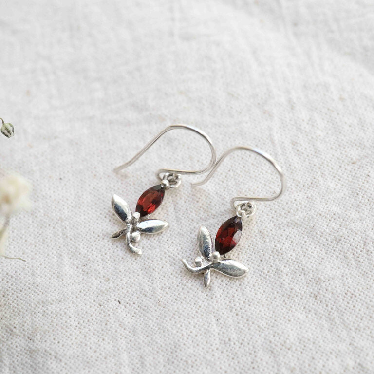 Garnet Earrings - Elva