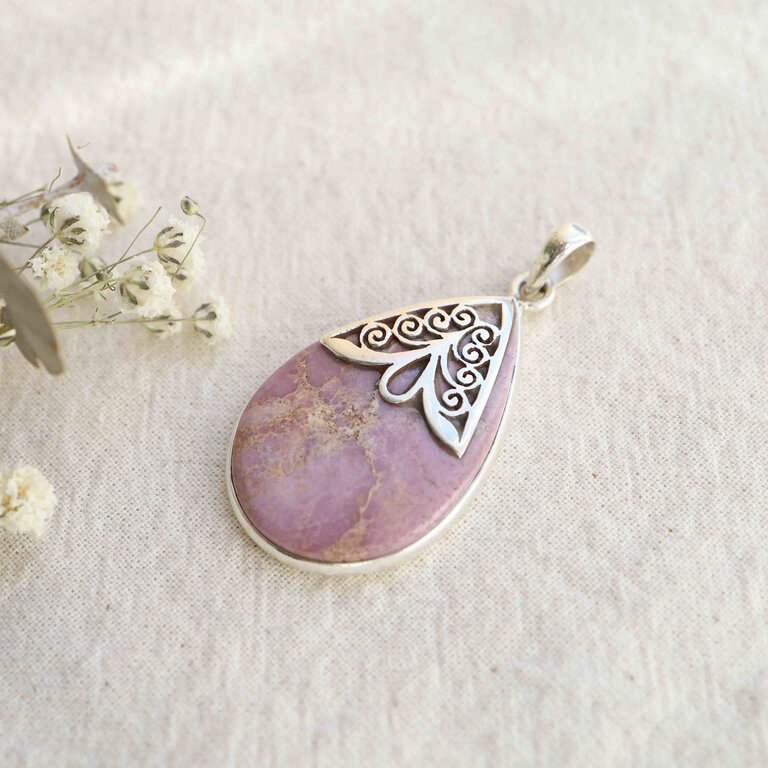 Phosphosiderite Pendant - Papilio