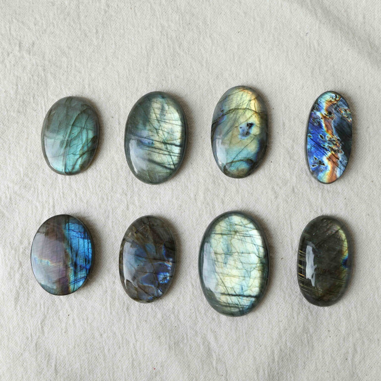 Labradorite couleurs - Cabochon ovale