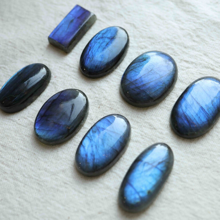 Blue Labradorite - Cabochon