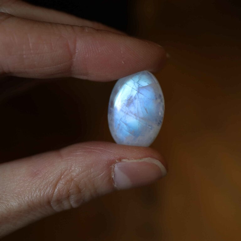 Pierre de lune - Cabochon ovale