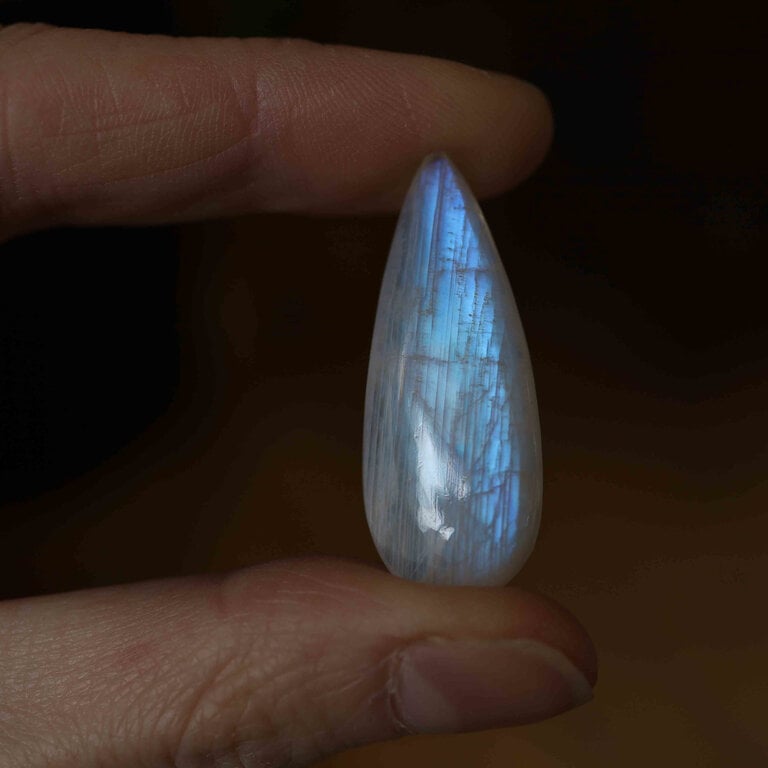 Pierre de lune - Cabochon goutte