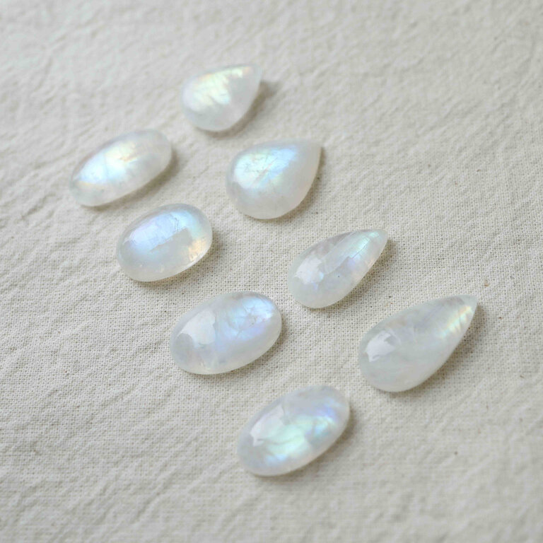 Rainbow moonstone - Cabochon small