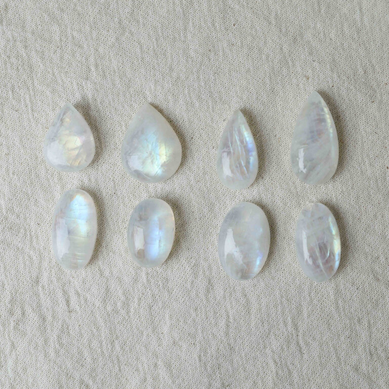 Rainbow moonstone - Cabochon small