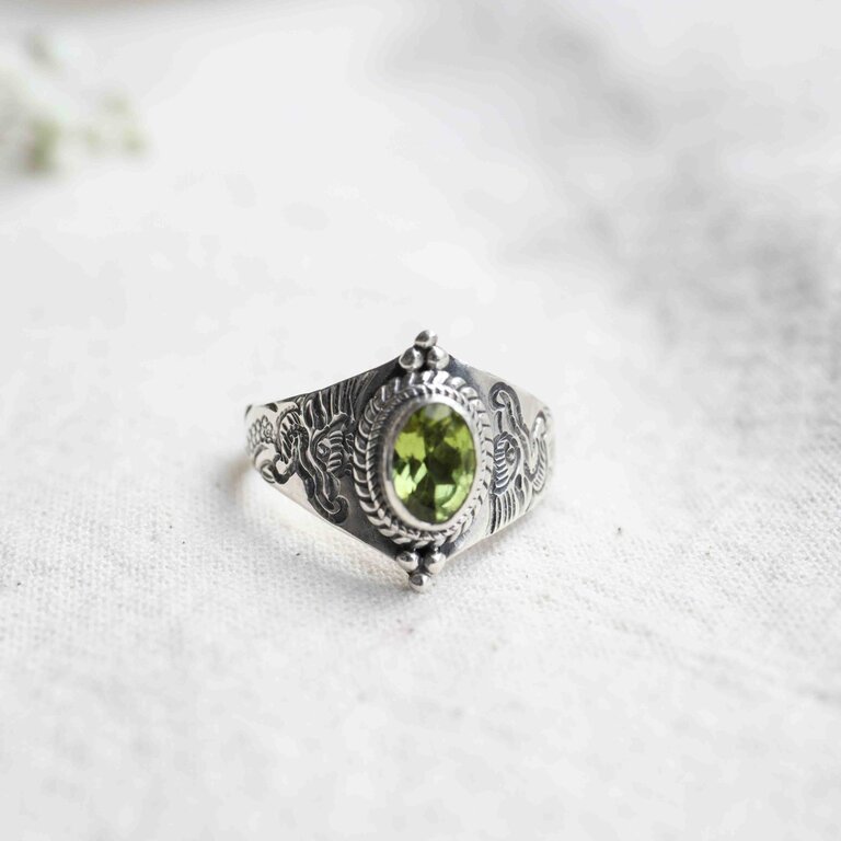 Peridot Ring - Draco