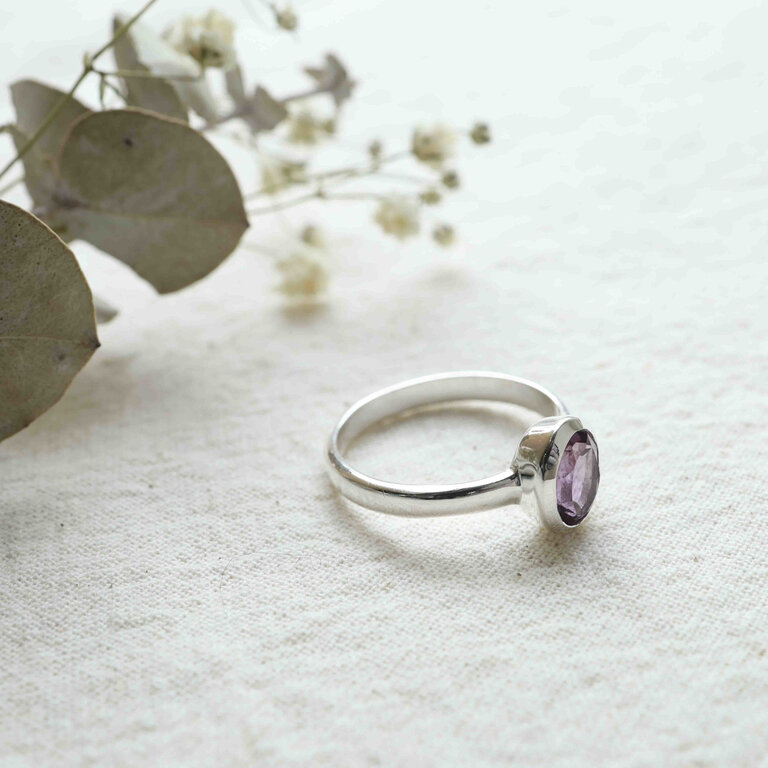Amethyst Ring - Classique